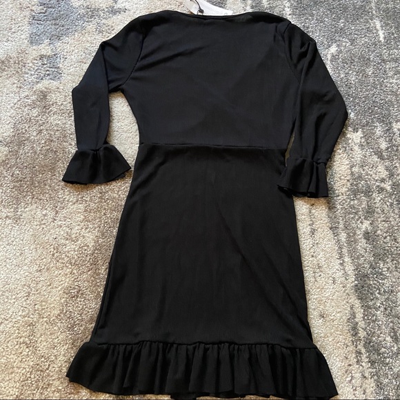 BRAND NEW ALL-BLACK BOOHOO PETITE MINI DRESS - Picture 3 of 3